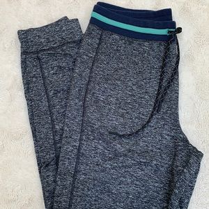 American Eagle joggers